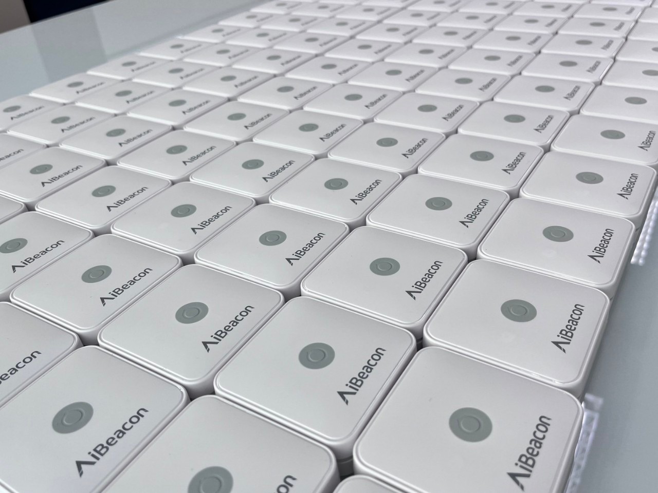 AIYA Beacon - Smart LINE Marketing Device